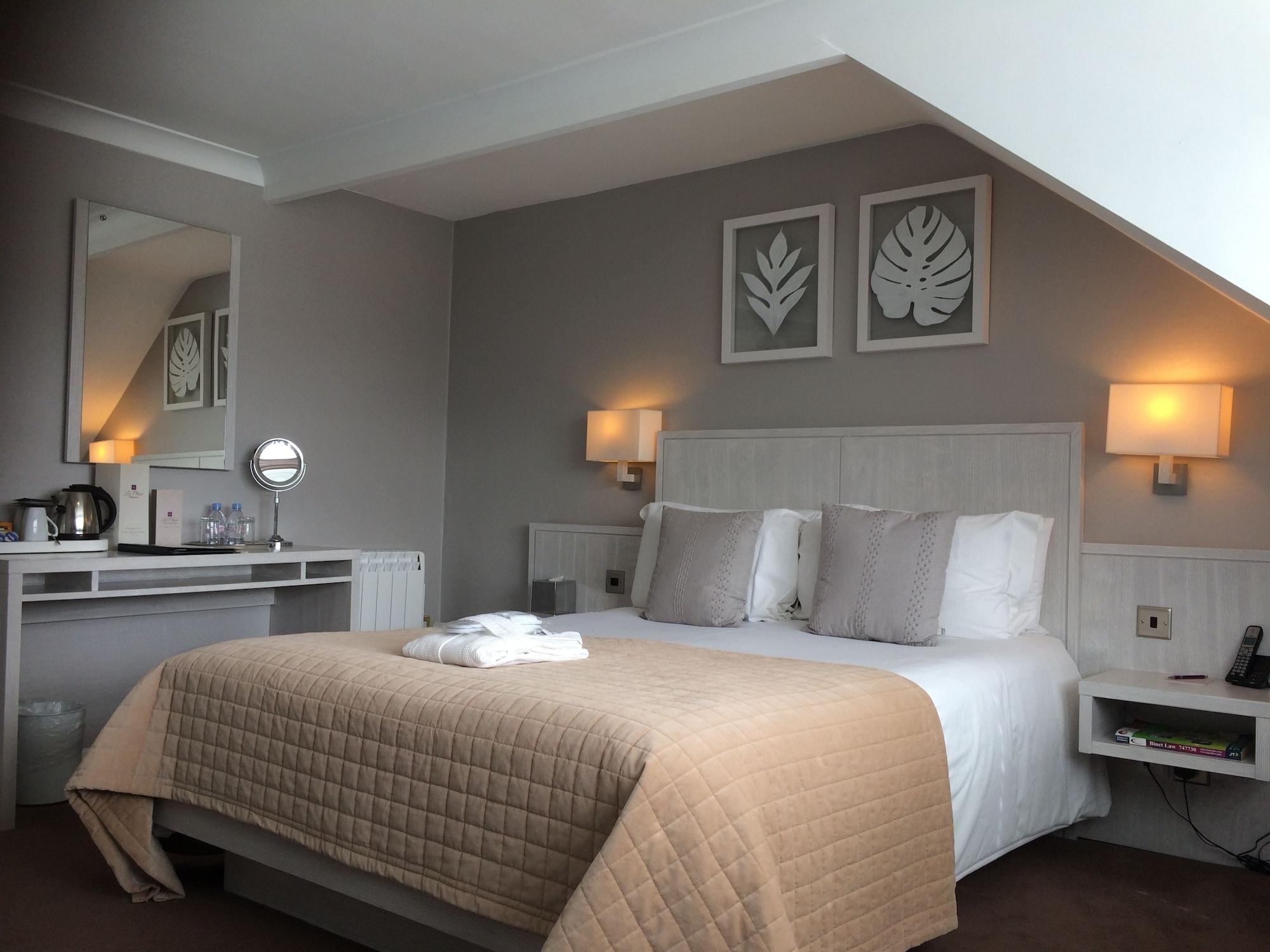 St Aubin Hotel La Place מראה חיצוני תמונה